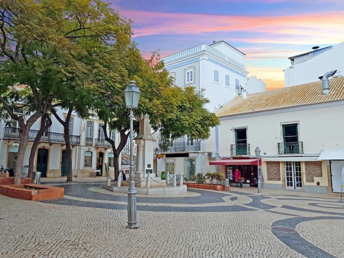 A45 - Oliveira Historic Apartment ラゴス エクステリア 写真